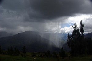 Der alltaegliche Regenguss (gesehen von der Klosterterasse)