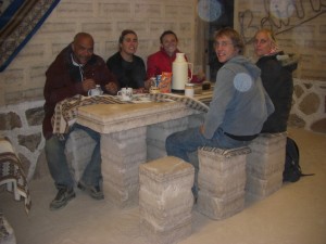 beim Teetrinken im Salzhotel
