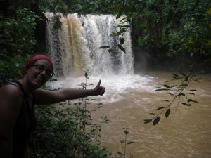 und sehr bald erreichen wir den Wasserfall