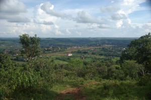 Blick von oben auf Sen Monorom