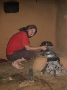 ...abwechselnd sehen wir nach dem Sugo - immer wieder muss man aus der verrauchten Kueche raus :-)