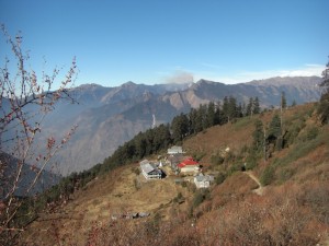 Der Blick zurueck auf Sin Gompa - sehr kleiner Ort aber wunderschoen gelegen