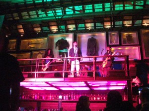 die Gruppe Old Jungle Sail im Hard Rock Cafe